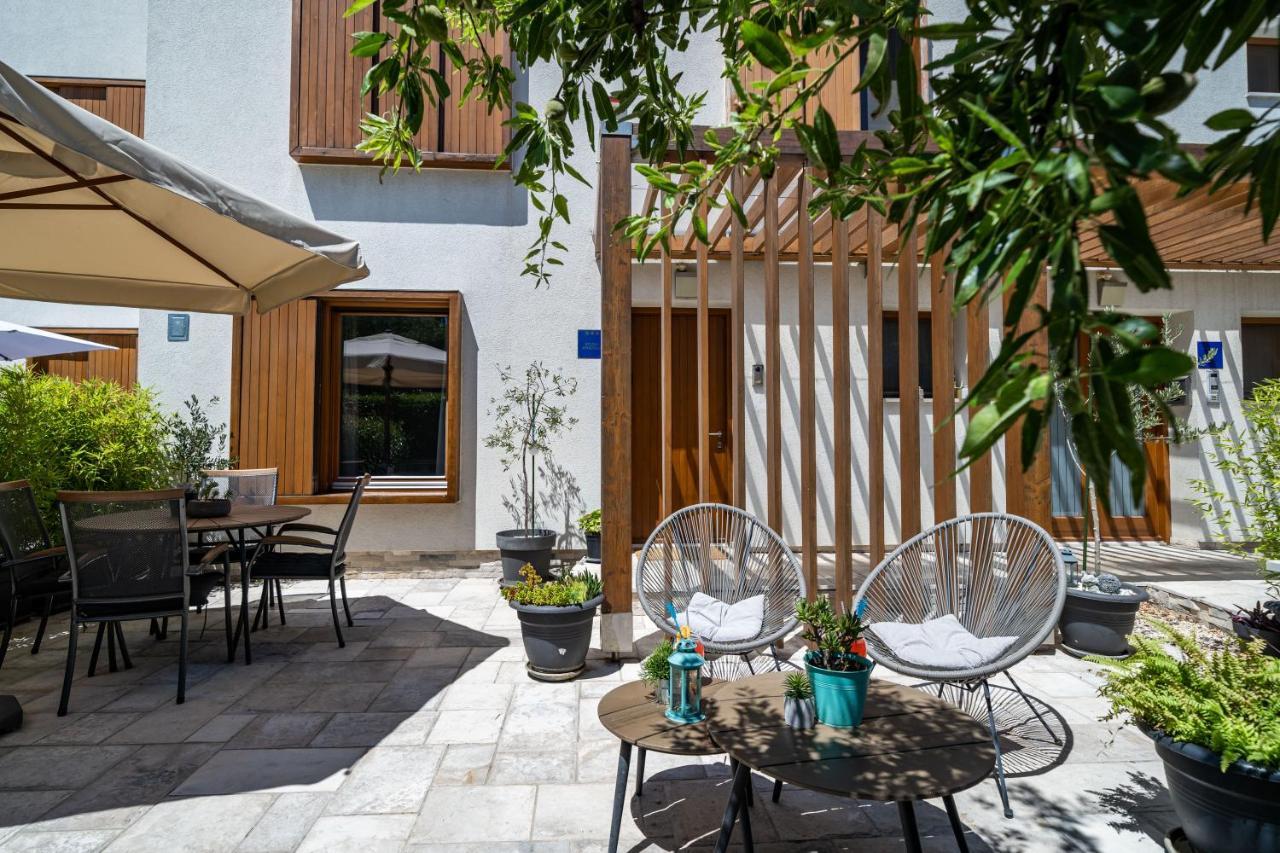 Stay U-Nique Studio Apartment In Орашац Экстерьер фото