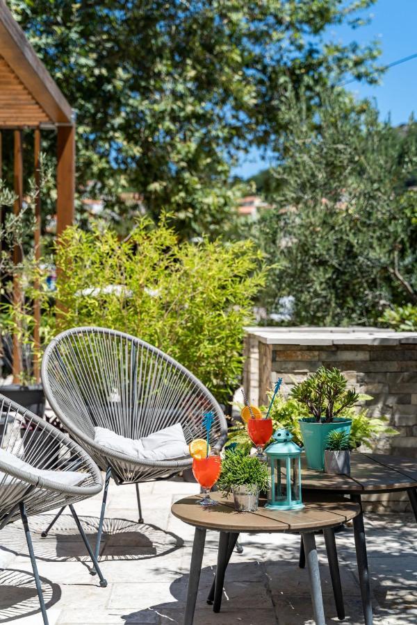 Stay U-Nique Studio Apartment In Орашац Экстерьер фото